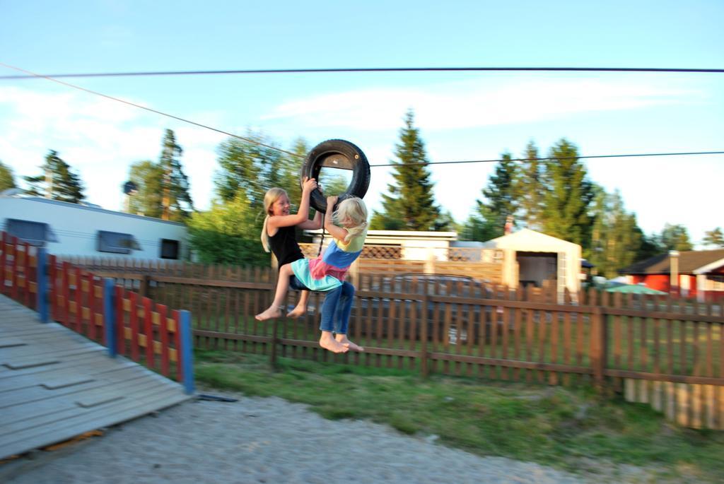 Beveroya Hytteutleie Og Camping Бё Экстерьер фото