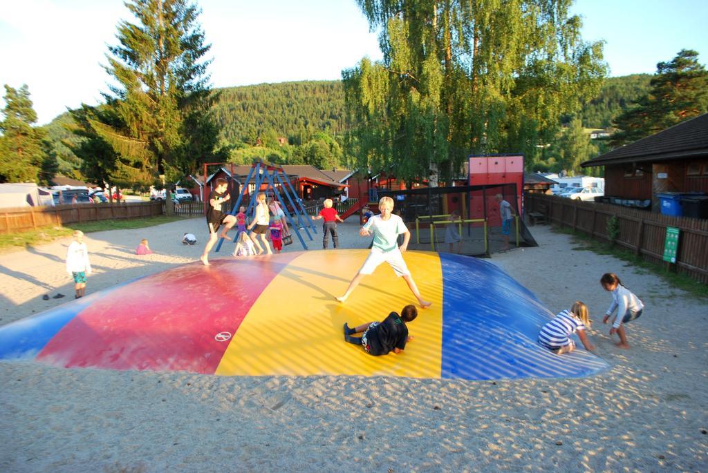 Beveroya Hytteutleie Og Camping Бё Экстерьер фото