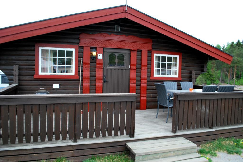 Beveroya Hytteutleie Og Camping Бё Номер фото