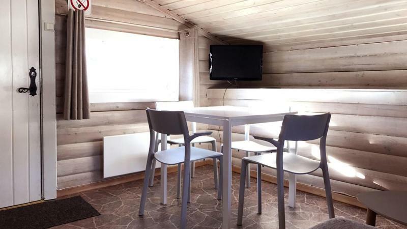Beveroya Hytteutleie Og Camping Бё Экстерьер фото